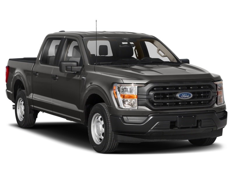 2023 Ford F-150 XL 4WD SuperCrew 5.5' Box Exterior Shot 8