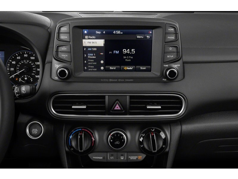 2021 Hyundai Kona 2.0L Preferred FWD Interior Shot 2