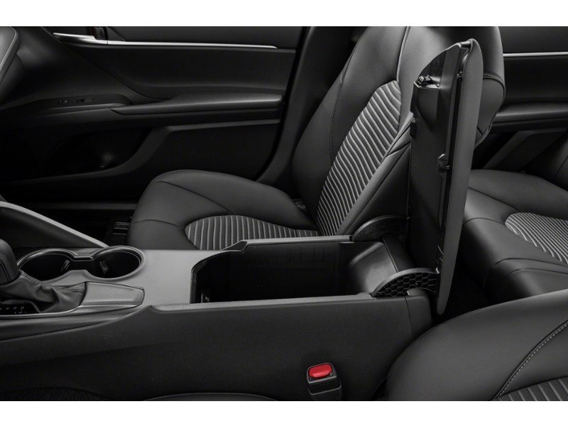 2021 Toyota Camry SE AWD Interior Shot 7