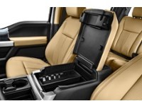 2022 Ford Super Duty F-250 SRW LARIAT 4WD Crew Cab 6.75' Box Interior Shot 7