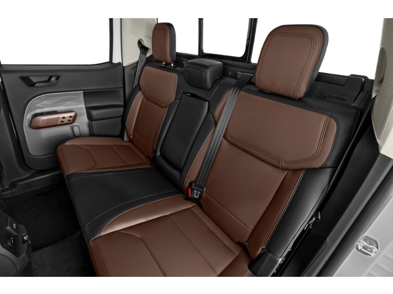 2024 Ford Maverick LARIAT Advanced AWD SuperCrew Interior Shot 5