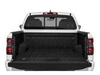 2022 Nissan Frontier Crew Cab SV Long Bed 4x4 Exterior Shot 4