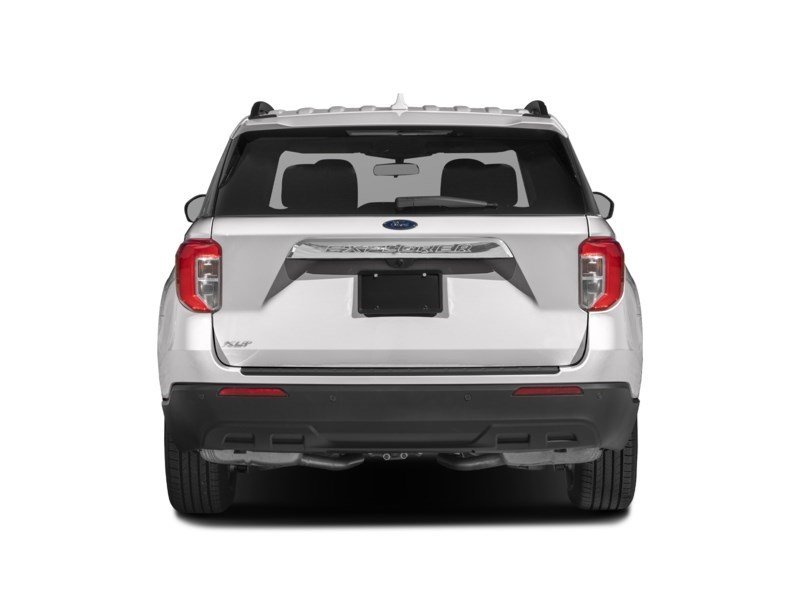 2023 Ford Explorer XLT 4WD Exterior Shot 7