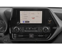 2024 Toyota Highlander XLE AWD Interior Shot 2