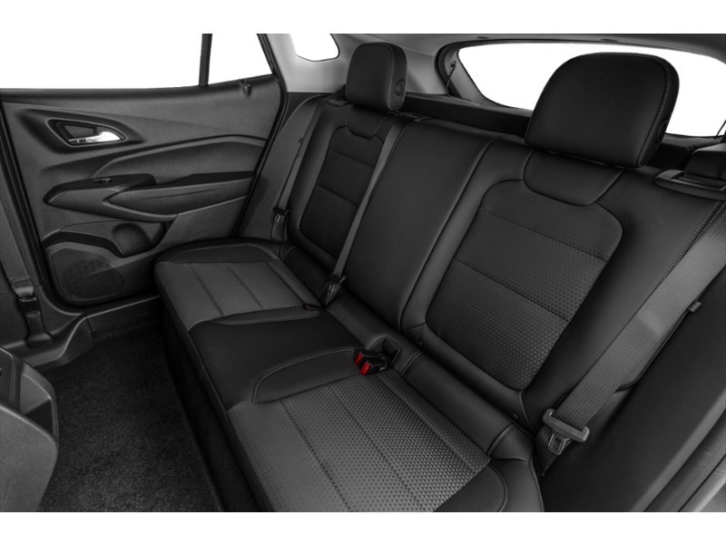 2026 Chevrolet Trax FWD 4dr LT Interior Shot 5