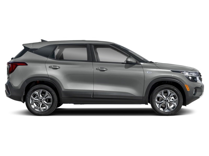 2026 Kia Seltos LX AWD Exterior Shot 10