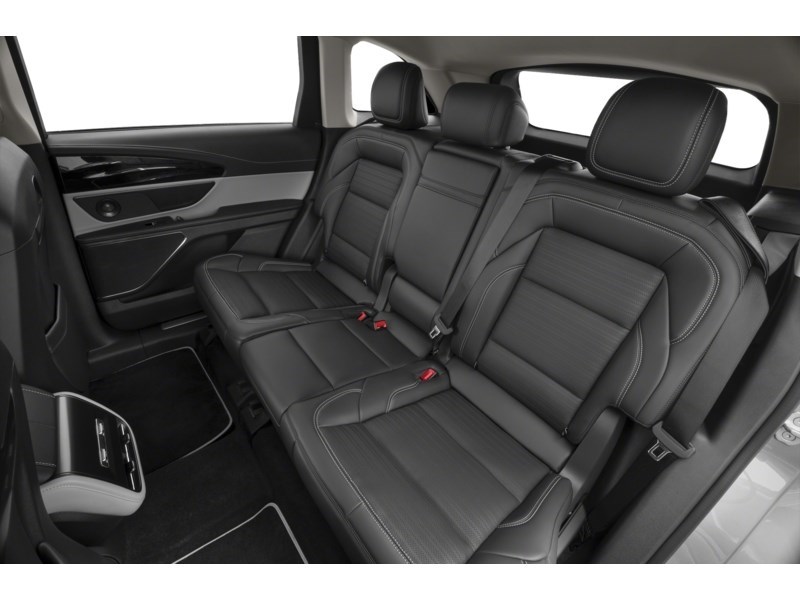 2026 Lincoln Nautilus Reserve AWD Interior Shot 5