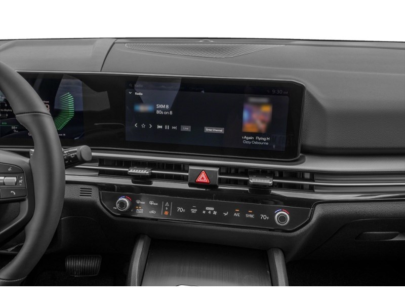 2026 Kia Sportage HEV EX AWD Interior Shot 2