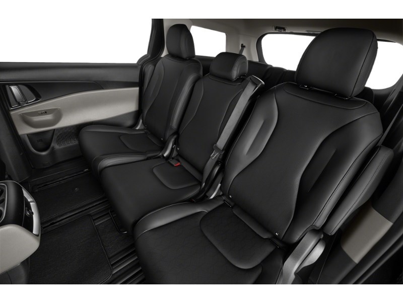 2026 Kia Carnival HEV LX+ FWD Interior Shot 5