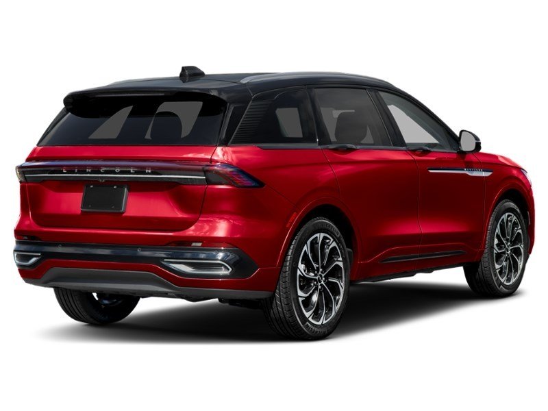 2026 Lincoln Nautilus Reserve AWD Exterior Shot 2
