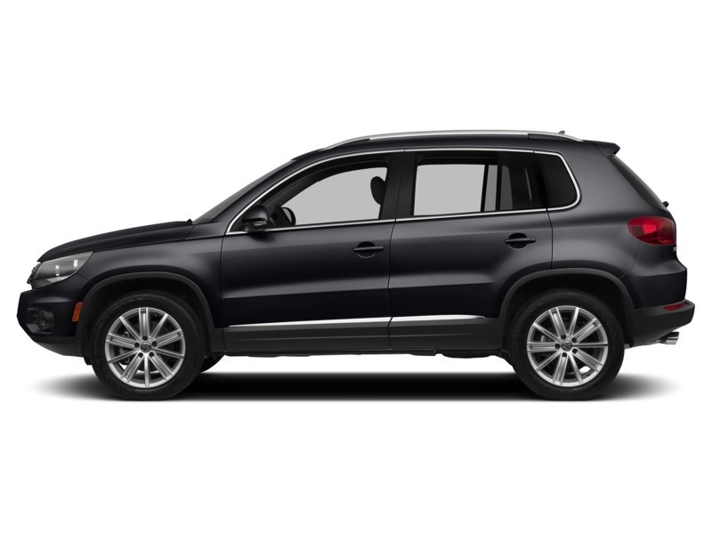 2017 Volkswagen Tiguan 4MOTION 4dr Wolfsburg Edition Deep Black Pearl  Shot 17
