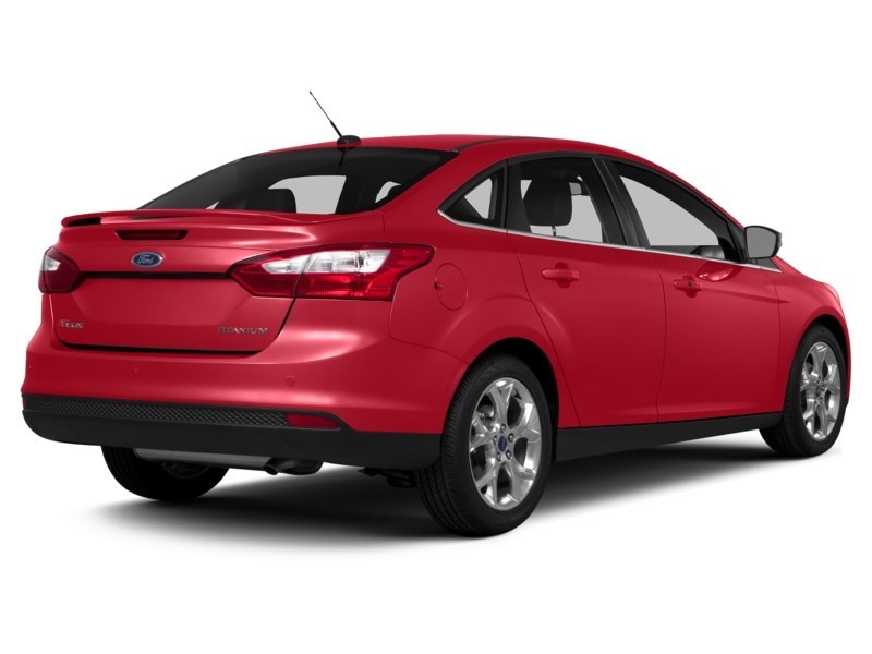 2014 Ford Focus 4dr Sdn SE Race Red  Shot 14