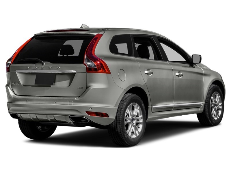 2017 Volvo XC60 AWD 5dr T5 Special Edition Premier Bright Silver Metallic  Shot 2