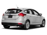 2015 Ford Focus 5dr HB SE Oxford White  Shot 48