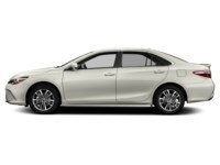 2017 Toyota Camry 4dr Sdn I4 Auto SE Blizzard Pearl  Shot 3