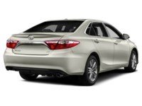 2017 Toyota Camry 4dr Sdn I4 Auto SE Blizzard Pearl  Shot 2