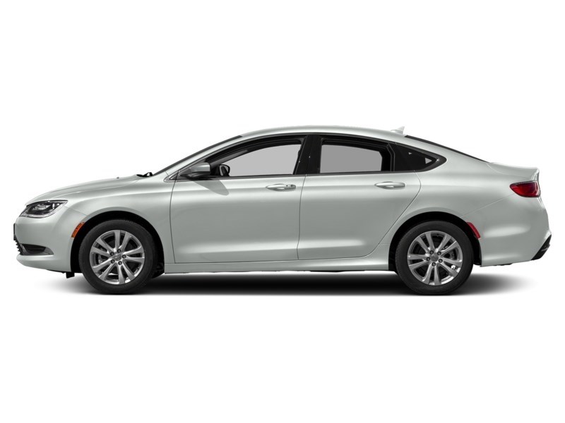 2015 Chrysler 200 4dr Sdn Limited FWD Bright White  Shot 39
