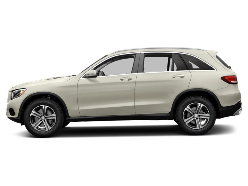 2018 Mercedes-Benz GLC 300 GLC 300 4MATIC SUV Polar White  Shot 17