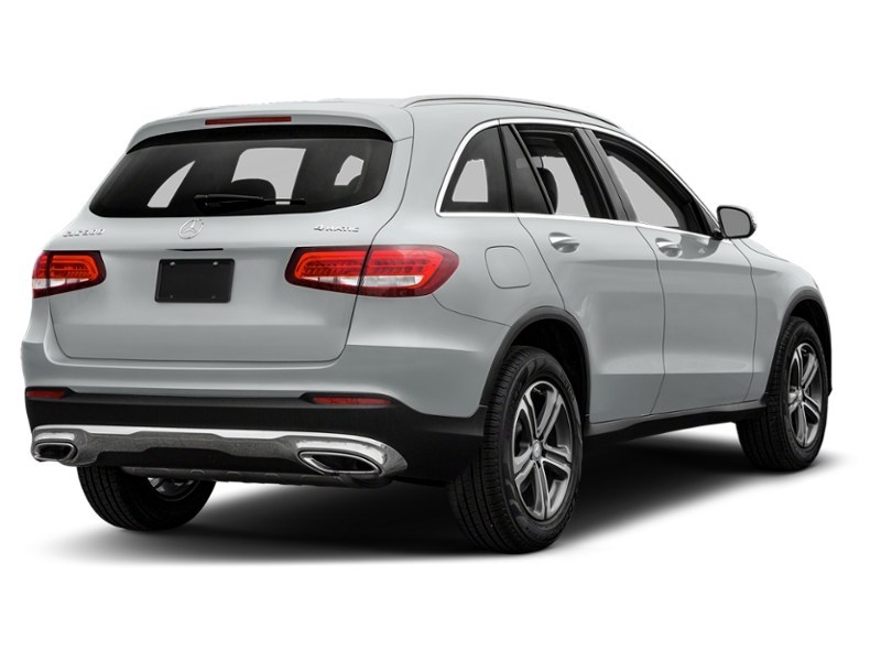 2018 Mercedes-Benz GLC 300 GLC 300 4MATIC SUV Iridium Silver Metallic  Shot 30