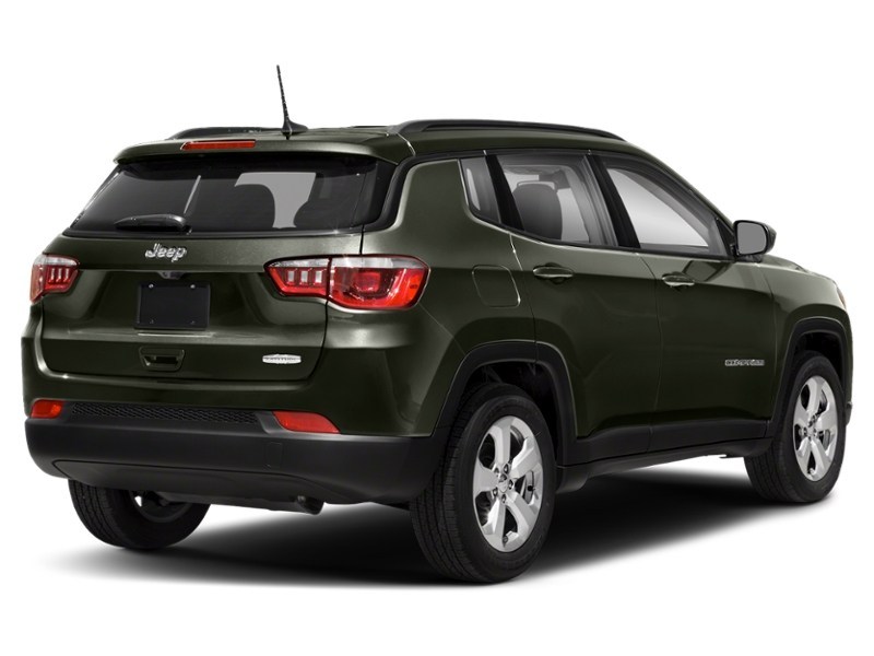 2018 Jeep Compass North 4x4 Olive Green Pearl  Shot 24