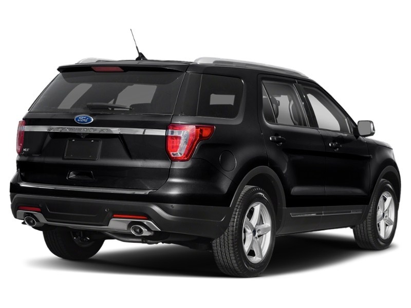 2018 Ford Explorer XLT 4WD Shadow Black  Shot 20