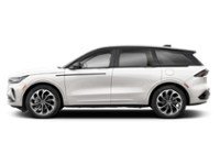 2026 Lincoln Nautilus Premiere AWD White Platinum Metallic Tri-Coat  Shot 5