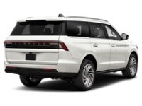 2026 Lincoln Navigator Reserve 4x4 Pristine White Metallic Tri-Coat  Shot 6